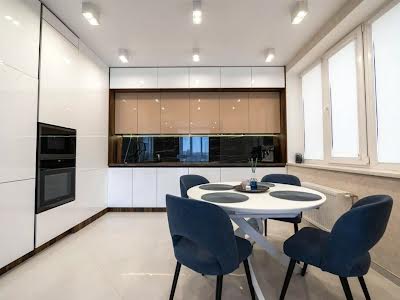 квартира за адресою Костанді вул., 104