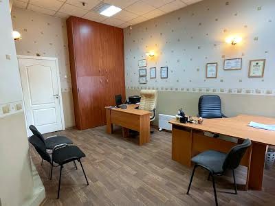 комерційна за адресою Одеса, Велика Арнаутська вул., 18