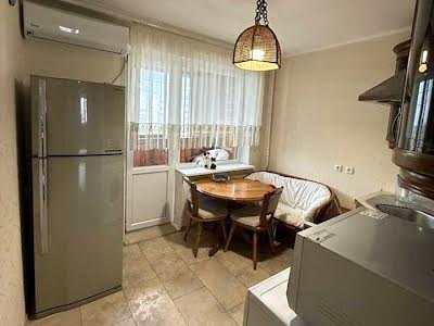 квартира по адресу Зои Гайдай ул., 7-А