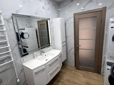 квартира за адресою Композитора Мейтуса вул., 4