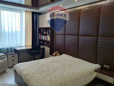 квартира по адресу Николая Амосова ул., 4