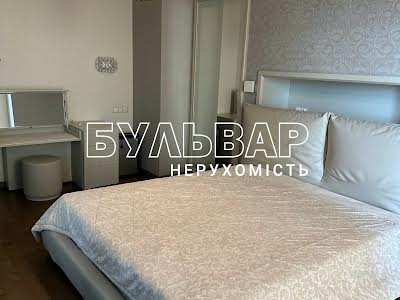 квартира за адресою Ярослава Мудрого вул. (Петровського), 30а