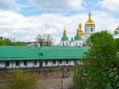 квартира за адресою Стрілецька вул., 7/6
