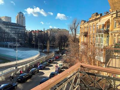 квартира за адресою Вʼячеслава Липинського вул. (Чапаєва), 10