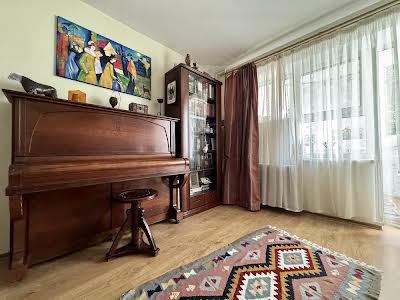 квартира за адресою Київ, Почайнинська вул., 13/9