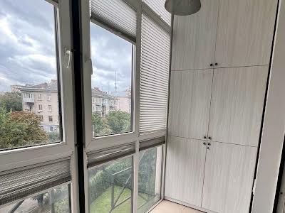 квартира за адресою Нагірна вул., 15