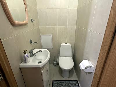 квартира за адресою Дружби вул., 8