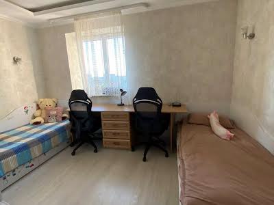 квартира по адресу Ивана Пулюя ул., 40