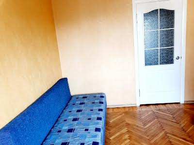 квартира по адресу Грушевського ул., 82