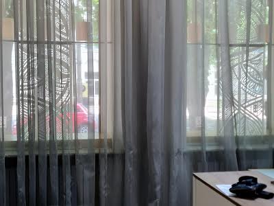 комерційна за адресою Володимира Вернадського вул. (Дзержинського), 13