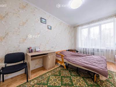 квартира по адресу Защитников Украины пл., 1