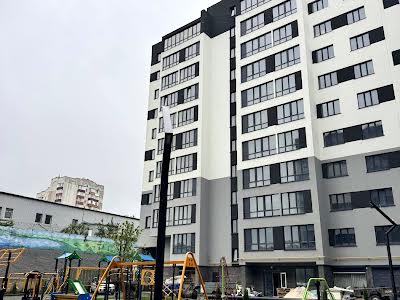 квартира за адресою Озерна вул., 16Б