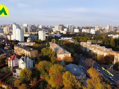 комерційна за адресою Науки просп., 1