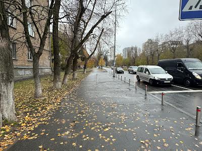 квартира за адресою Депутатська вул., 17/6