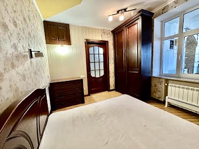квартира за адресою Обсерваторна вул., 23