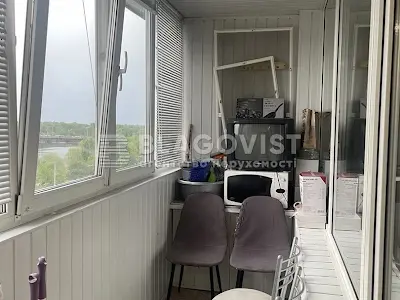 квартира за адресою Дніпровська набережна вул., 3