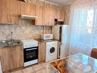 квартира по адресу Братиславська, 2