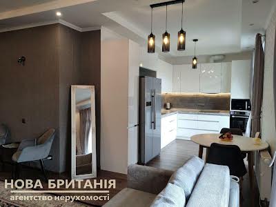 квартира по адресу Михаила Максимовича ул. (Трутенко Онуфрия), 28-Б