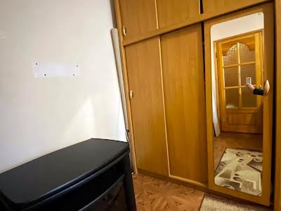 квартира за адресою Кирила Осьмака вул., 7