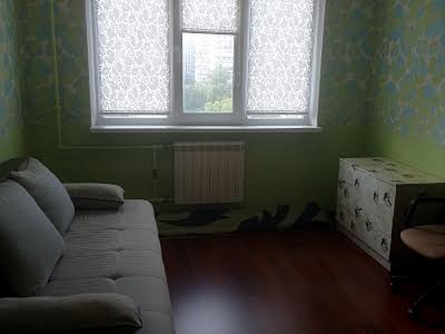 квартира за адресою Квітневий пров., 10