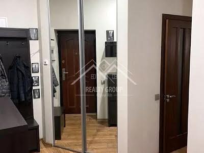 квартира по адресу Проспект Університетський, 37