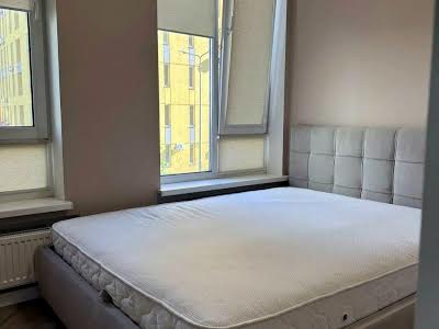 квартира за адресою Регенераторна вул., 4