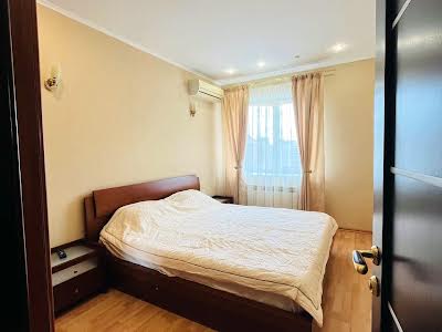 квартира по адресу Антоновича ул. (Горького), 125А