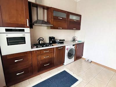 квартира за адресою Будівельників вул., 30