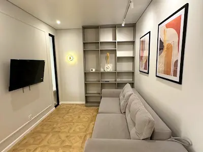 квартира за адресою Домбровського вул., 75