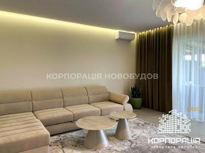 будинок за адресою с. Сторожниця, Волошкова, 10А