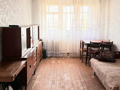 квартира за адресою Кривий Ріг, Федора Караманиць вул. (Ватутіна), 56