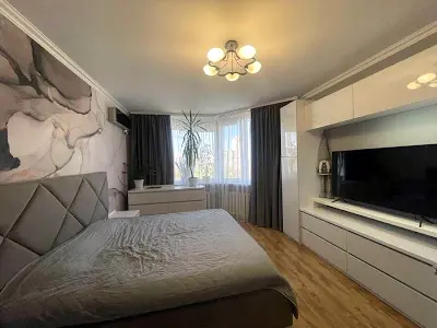 квартира за адресою Олени Пчілки вул., 2