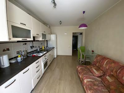 квартира за адресою Курінного Чорноти вул., 4