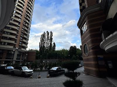 квартира за адресою Лесі Українки бульв., 7-Б
