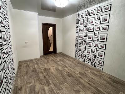 квартира за адресою Нікольська, 44