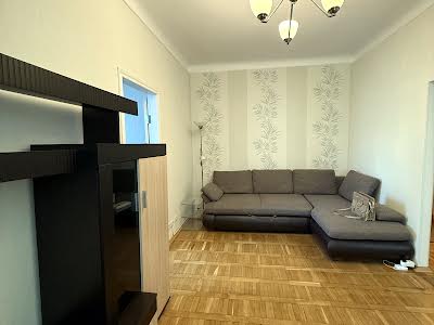 квартира за адресою Машинобудівна вул., 34
