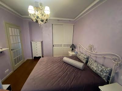 квартира за адресою Дегтярівська вул., 25а к1
