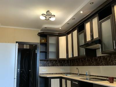 квартира по адресу Соломии Крушельницкой ул., 7