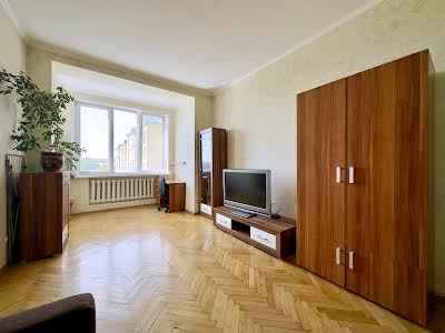 квартира за адресою Галілео Галілея вул., 10