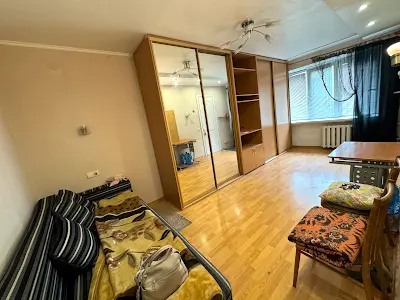 квартира за адресою Київ, Депутатська вул., 25