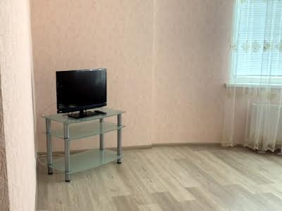 квартира за адресою Ревуцького вул., 7в