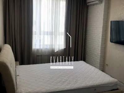 квартира по адресу Драгоманова ул., 10