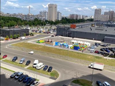 квартира за адресою Всеволода Змієнка вул., 19
