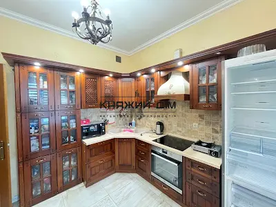 квартира за адресою Зарічна вул., 1-Б
