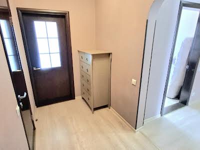 квартира за адресою Урлівська вул., 24