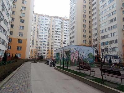 квартира за адресою Райдужний масив вул., 40