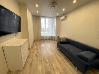 квартира за адресою Приміська вул., 8
