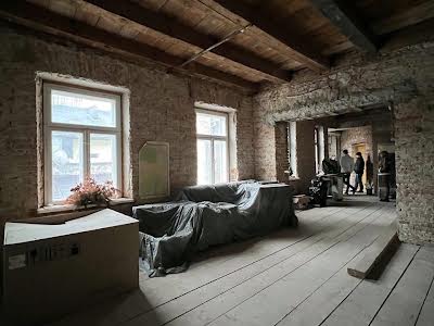 квартира по адресу площа ринок, 1