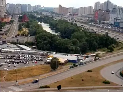 квартира за адресою Дніпровська набережна вул., 20-А