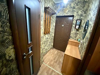 квартира за адресою Генерала Петрова вул., 7